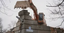 ЗакС Петербурга утвердил запрет на повторные заявки о включении в реестр культурного наследия